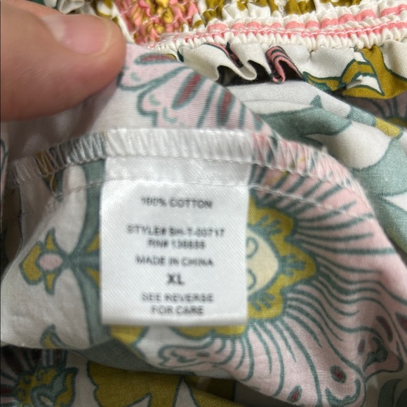 Sarah Hann Floral Smocked Top - Picture 5 of 5